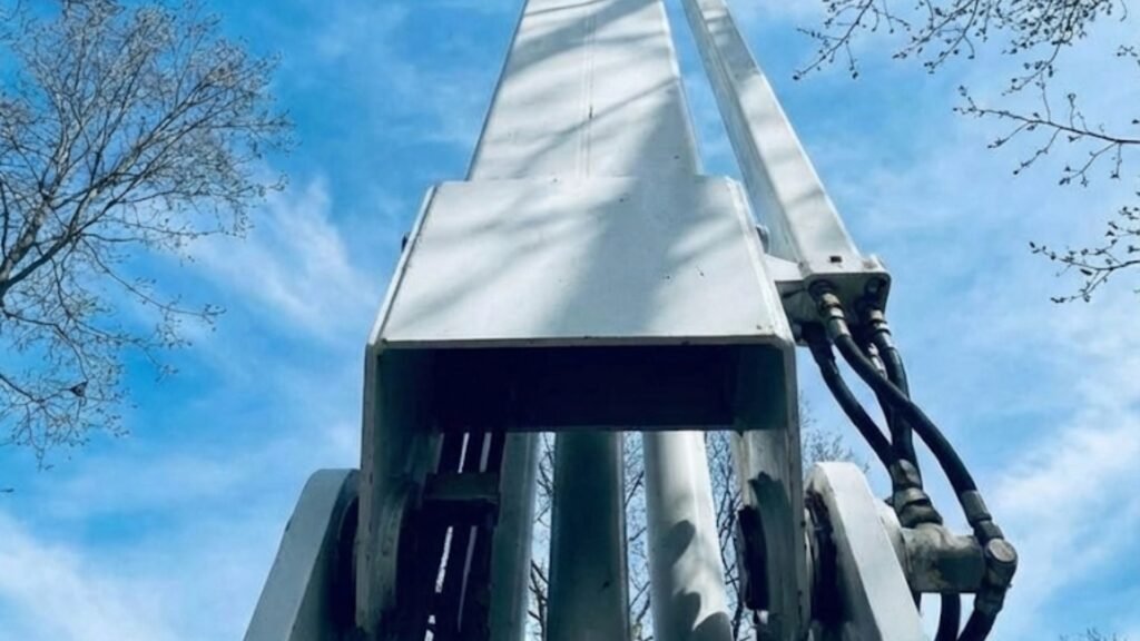 Tree Service Bucket Lift Extended Near Me in Bethany Connecticut